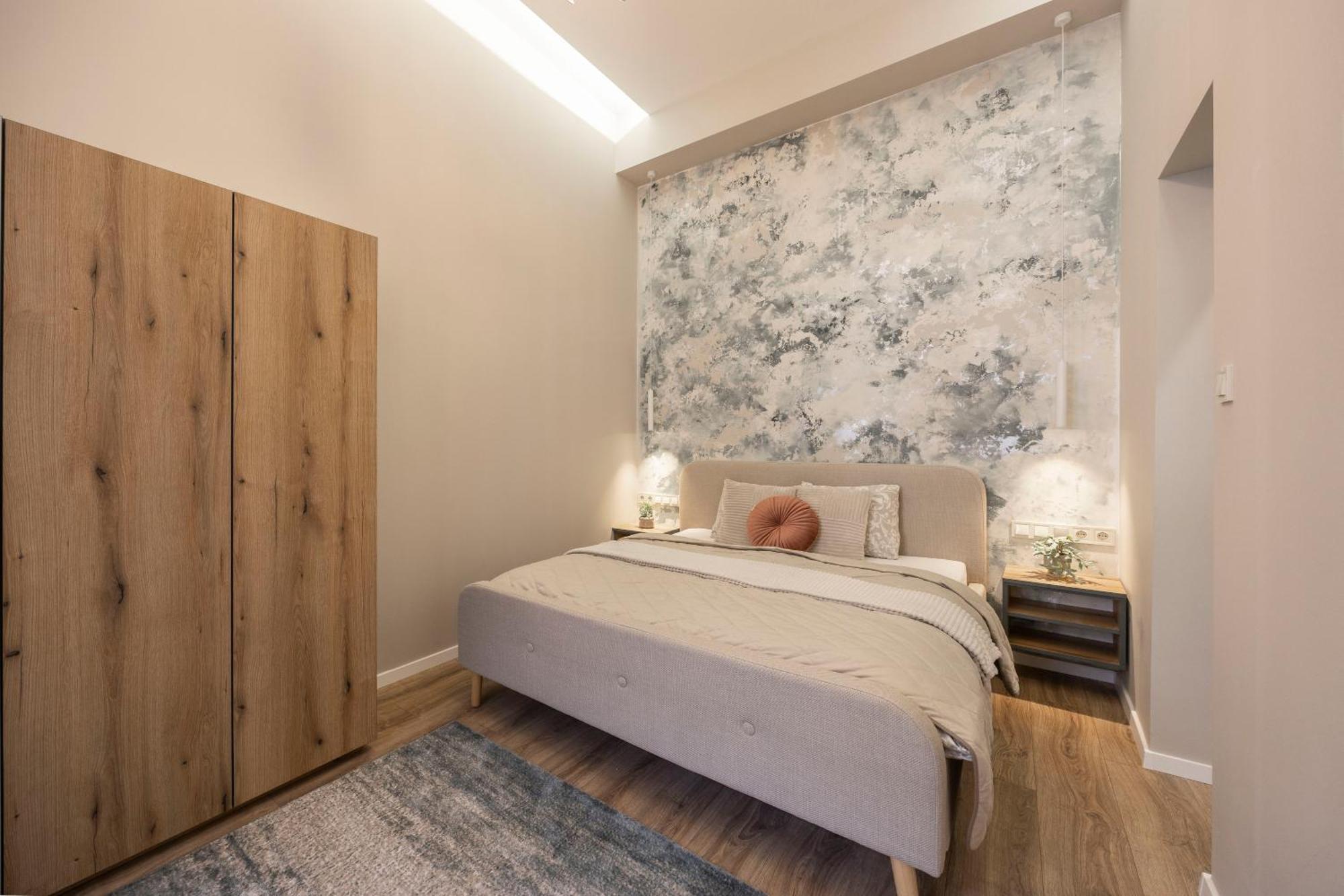 בודפשט Exclusive Stylish Suite By Prestige Homes Next To The Oktogon מראה חיצוני תמונה